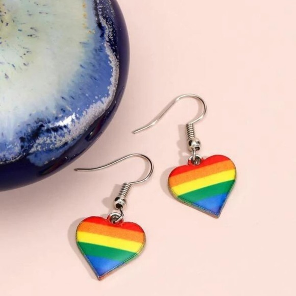 GAY PRIDE EARRINGS LBGTQ RAINBOW EARRINGS HEART SHAPED EARRINGS DANGLE LESBIAN - Picture 6 of 9